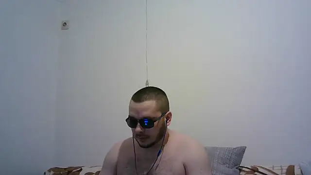 Snapshot of Black_Scorpion91 chatting on 06-07-26, 12:37 Black Scorpion91 online show from 06-07-26, 12:37