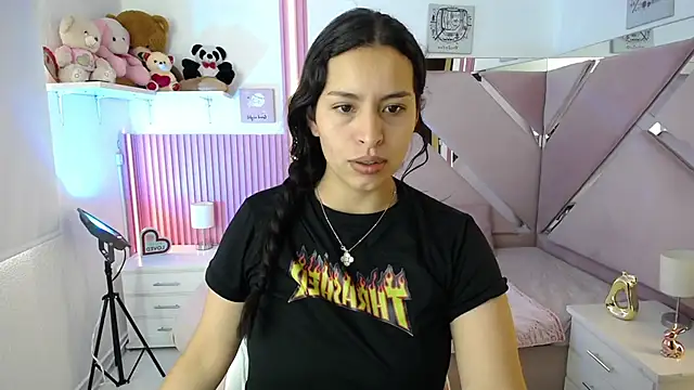 Mia garcia28 online show from 01-09-26, 07:37