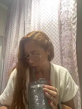 Snapshot of ruivinha2006 chatting on 01-17-26, 01:10 ruivinha2006 online show from 01-17-26, 01:10