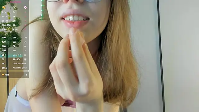 Xonalenei online show from 02-06-26, 08:12