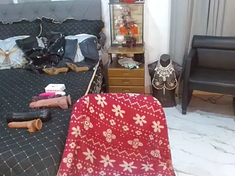 Snapshot of LustfullVelindaks chatting on 02-12-26, 08:09 LustfullVelindaks online show from 02-12-26, 08:09