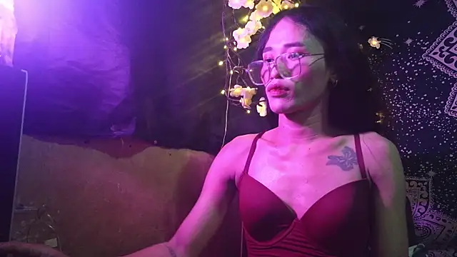 Madylinebigcock69 online show from 07-12-26, 07:43