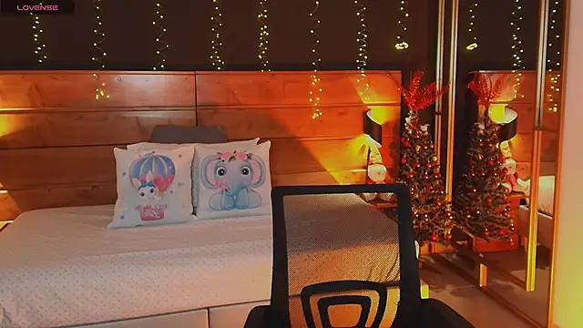 hanna kimura online show from 11-21-25, 02:43