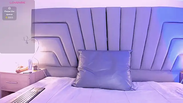 Maia 520 online show from 04-15-26, 07:58