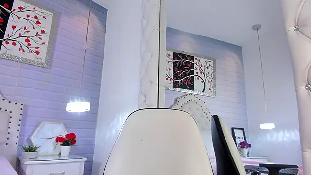 Snapshot of MeyBaldini chatting on 07-01-26, 01:02 MeyBaldini online show from 07-01-26, 01:02