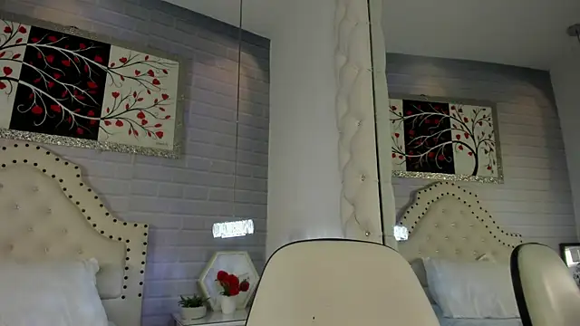Snapshot of MeyBaldini chatting on 07-25-26, 12:47 MeyBaldini online show from 07-25-26, 12:47