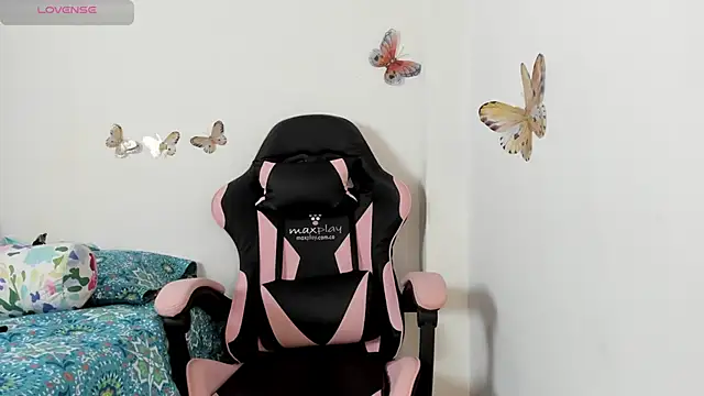 mari-ross online show from 11-27-25, 02:13