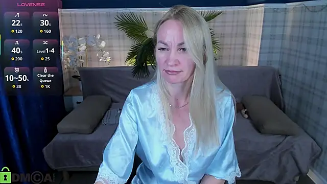 KiraSun online show from 01-09-26, 12:02