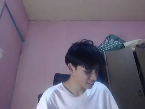 Snapshot of Kyoshi_19 chatting on 06-11-26, 11:19 Kyoshi 19 online show from 06-11-26, 11:19