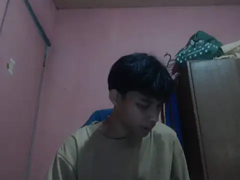 Snapshot of Kyoshi_19 chatting on 07-15-26, 07:57 Kyoshi 19 online show from 07-15-26, 07:57