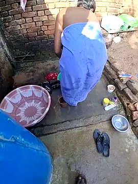 Snapshot of RAYI_Queen_3 chatting on 10-11-25, 02:44 RAYI Queen 3 online show from 10-11-25, 02:44