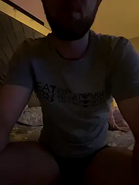 naughtycoupl98 online show from 09-18-25, 12:01