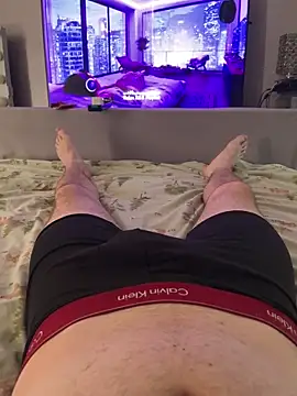 naughtycoupl98 online show from 04-13-26, 02:55