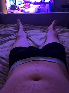 naughtycoupl98 online show from 04-15-26, 08:53