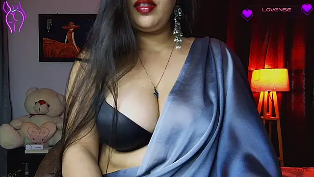 Snapshot of MissNasha chatting on 04-27-26, 09:07 MissNasha online show from 04-27-26, 09:07
