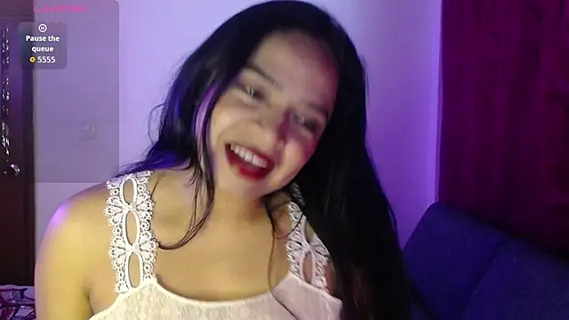 Snapshot of Sara_cute92 chatting on 02-06-26, 01:54 Sara cute92 online show from 02-06-26, 01:54