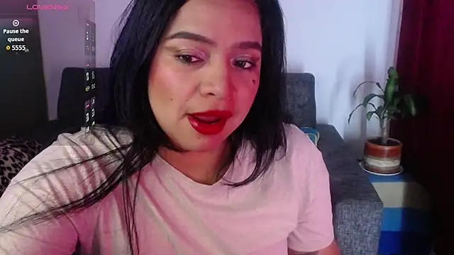 Snapshot of Sara_cute92 chatting on 02-08-26, 05:00 Sara cute92 online show from 02-08-26, 05:00