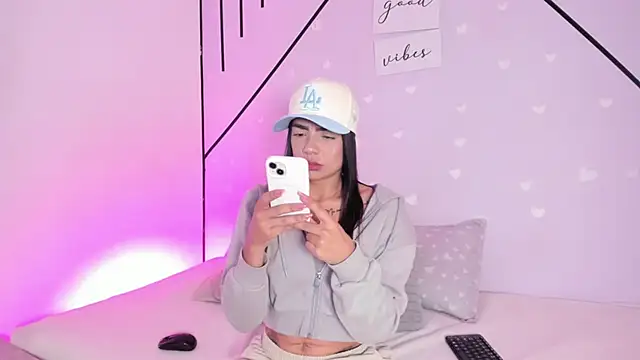 MiahCornell  online show from 03-30-26, 07:26