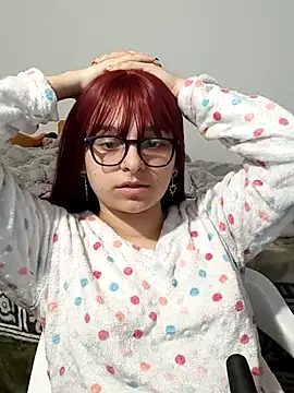 Aurora blaack online show from 03-06-26, 12:40