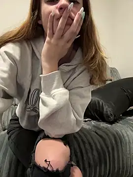 SeccySerena online show from 10-18-25, 05:35