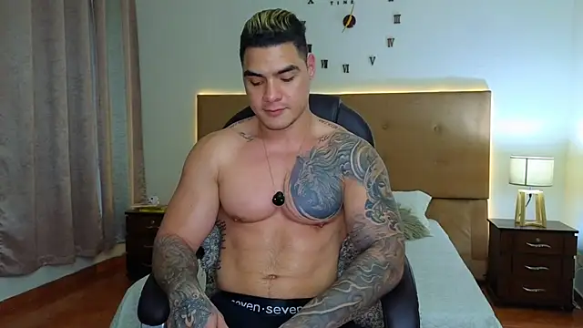 Steven Velez online show from 12-02-25, 04:51