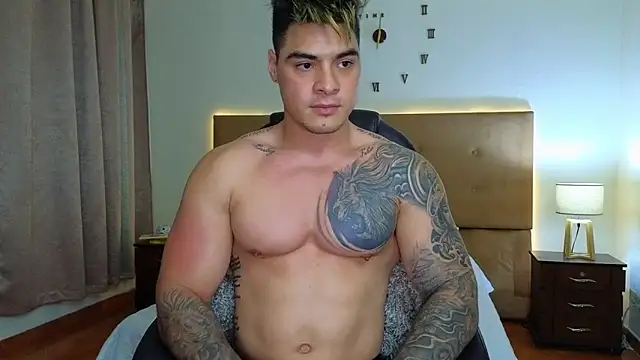 Steven Velez online show from 12-23-25, 01:47