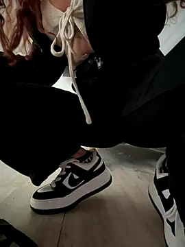 Sallem Pink online show from 11-05-25, 11:43