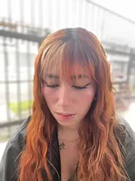 Snapshot of Sallem_Pink chatting on 06-18-26, 11:47 Sallem Pink online show from 06-18-26, 11:47