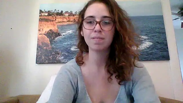 Snapshot of sweetsocalgirl chatting on 02-12-26, 01:00 sweetsocalgirl online show from 02-12-26, 01:00