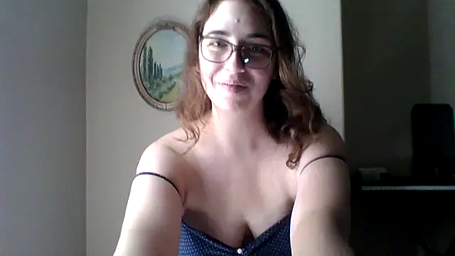 Snapshot of sweetsocalgirl chatting on 07-04-26, 11:00 sweetsocalgirl online show from 07-04-26, 11:00