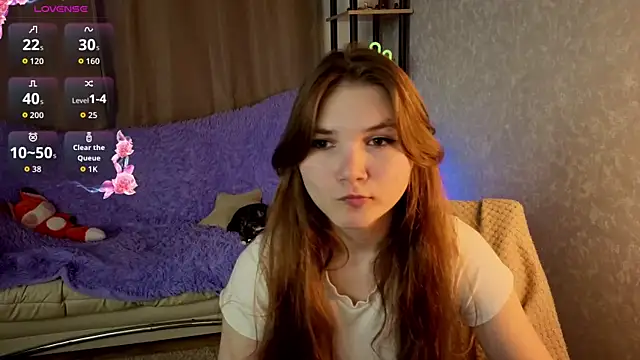 Snapshot of Nika_OMG chatting on 09-22-25, 07:38 Nika OMG online show from 09-22-25, 07:38