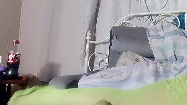 g0lden are0las89 online show from 03-09-26, 10:41