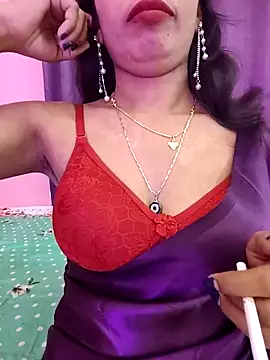 priya 26 online show from 09-17-25, 12:40