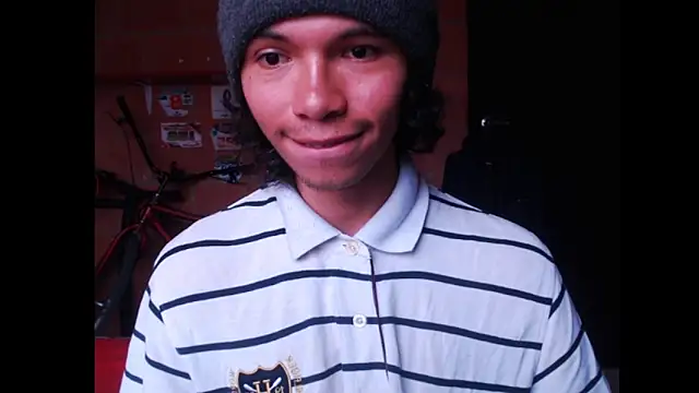 Xoxo Smiles online show from 09-25-25, 03:27