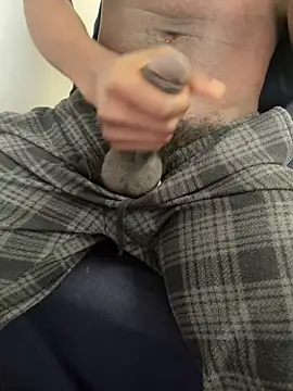 Callmebabyfa53 online show from 05-17-26, 08:01