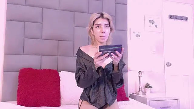 Noah Bells online show from 12-15-25, 11:47