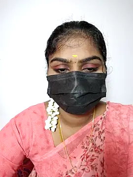 Snapshot of Tamil_Princess12 chatting on 10-12-25, 05:45 Tamil Princess12 online show from 10-12-25, 05:45