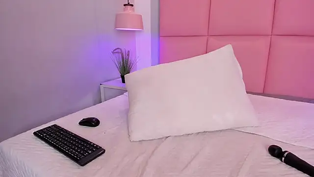 JulianaValencia online show from 02-03-26, 02:53