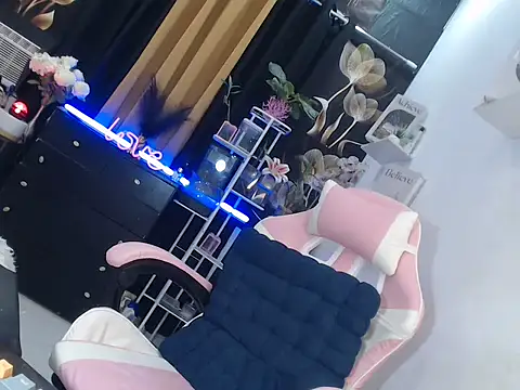 Snapshot of miss_ning chatting on 04-23-26, 06:10 miss ning online show from 04-23-26, 06:10