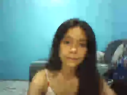 Snapshot of prettymomxoxo chatting on 05-27-26, 04:59 prettymomxoxo online show from 05-27-26, 04:59