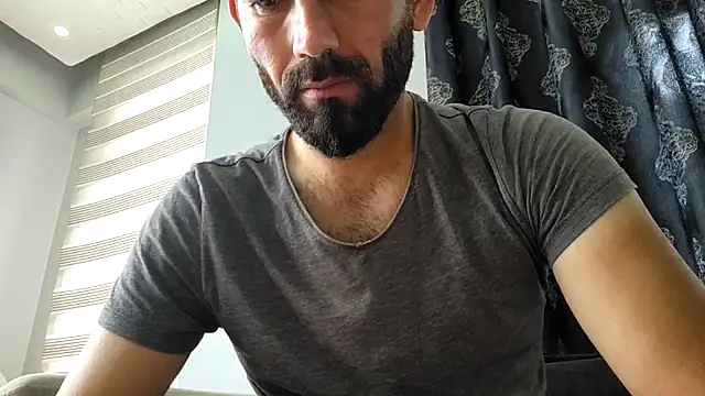 Apooabe online show from 09-28-25, 01:05