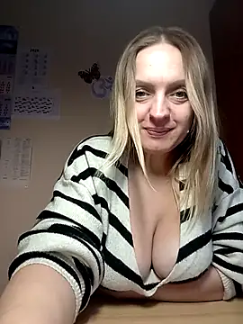 Ami Foxy online show from 01-06-26, 11:58