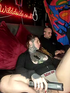 Snapshot of AlexandraWildd chatting on 09-30-25, 12:21 AlexandraWildd online show from 09-30-25, 12:21