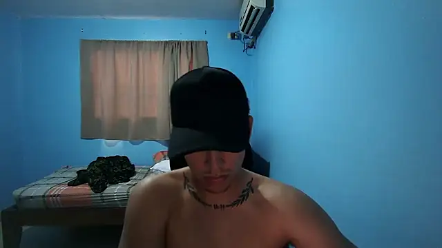 Snapshot of Jaket_lovers chatting on 10-09-25, 08:07 Jaket lovers online show from 10-09-25, 08:07