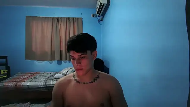 Snapshot of Jaket_lovers chatting on 11-28-25, 05:48 Jaket lovers online show from 11-28-25, 05:48