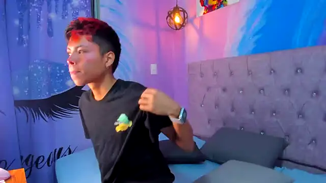 MaxiWildd online show from 11-08-25, 01:00