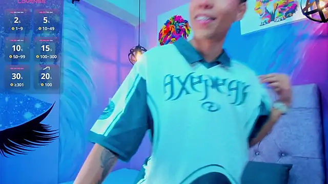 MaxiWildd online show from 03-30-26, 06:42