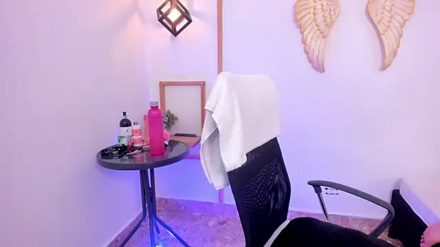 Hanny belle online show from 09-11-25, 01:22