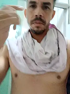 Snapshot of QfabO123 chatting on 10-23-25, 08:07 QfabO123 online show from 10-23-25, 08:07