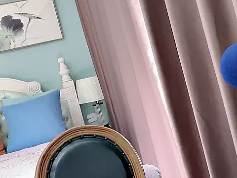 sarah111 online show from 11-27-25, 03:52